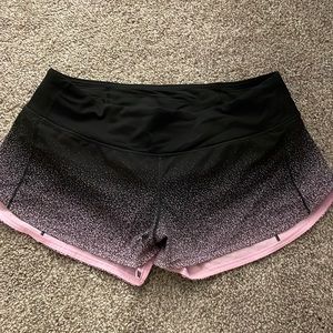 size 8 speed up lululemon shorts